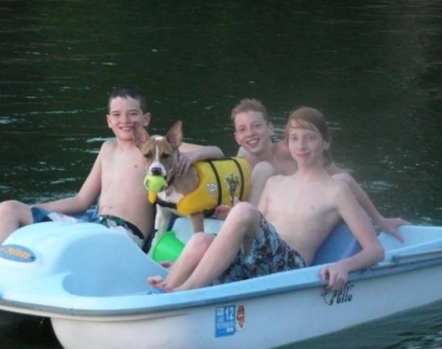 Loving the lake with friends Loving the lake with friends